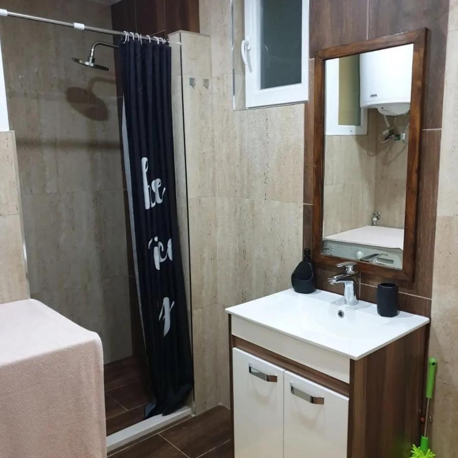 Nikas Apartman โดนยี มิลาโนวัซ ภายนอก รูปภาพ