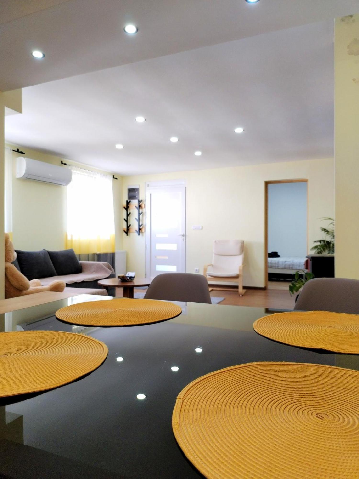 Nikas Apartman โดนยี มิลาโนวัซ ภายนอก รูปภาพ
